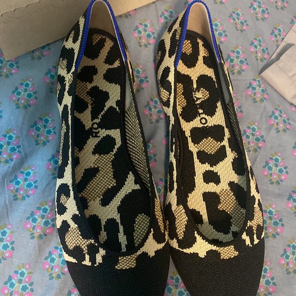 Rothy’s Ladies flats size 9.5 *nwt - Picture 4 of 5